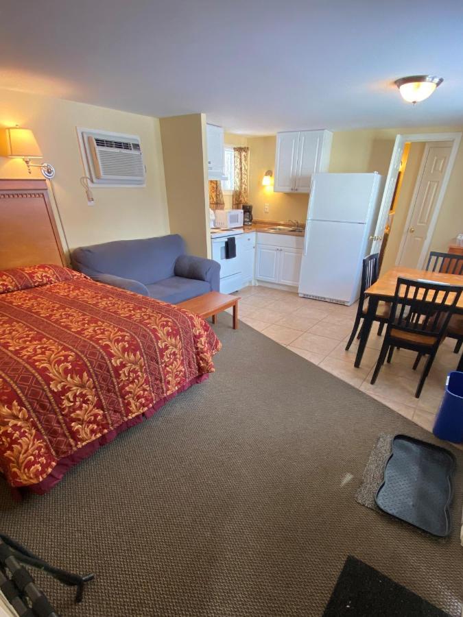 North Colony Motel And Cottages Bartlett Exteriör bild